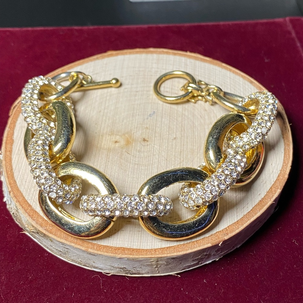 VTG| Gold-tone & Rhinestones Link Bracelet ✨ - Picture 5 of 5